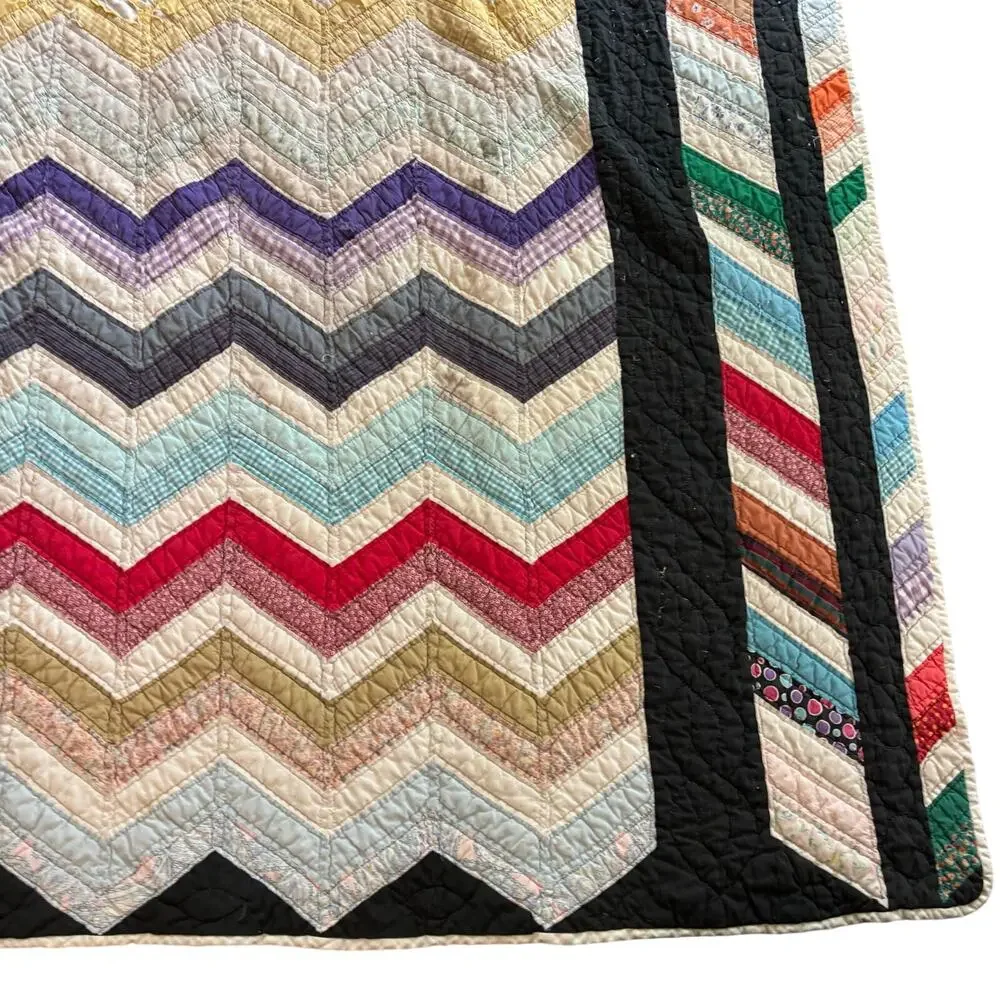 Vintage Quilt Patchwork Chevron Zig Zag Pattern 75x87” Hand Made Cotton Cutter